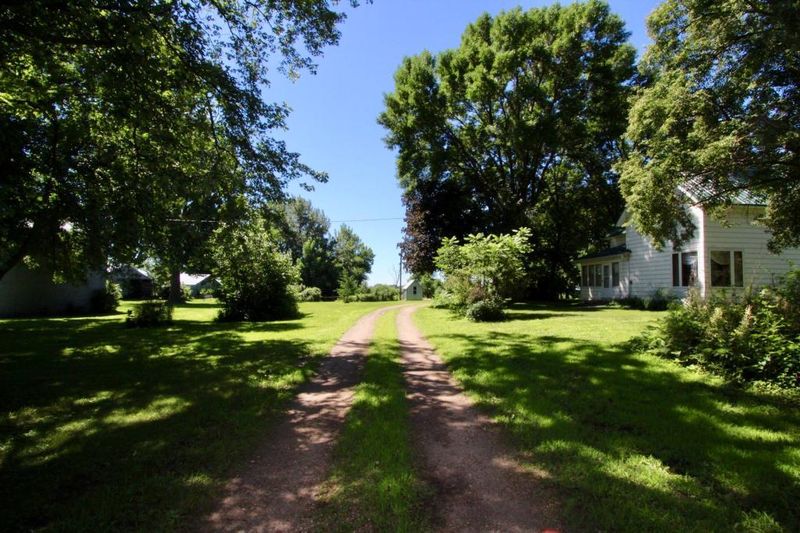 50530 50th St, Bricelyn, MN 56014