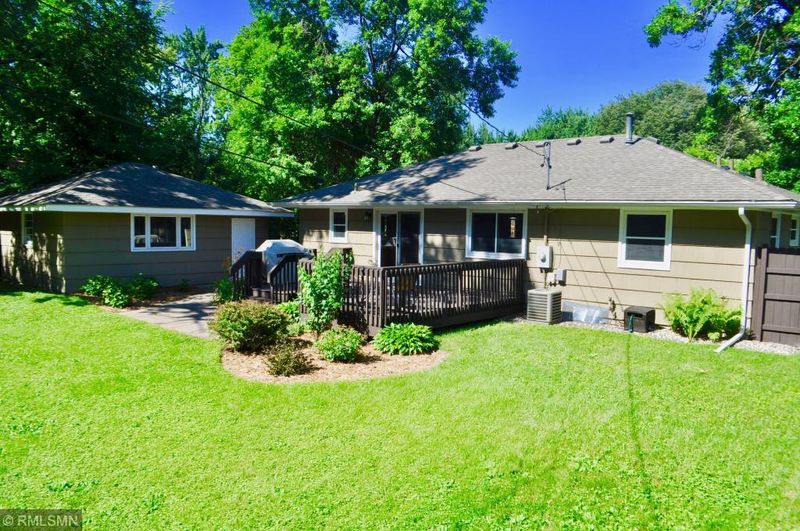 10441 Zenith Ave S, Bloomington, MN 55431
