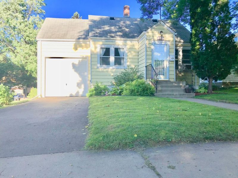 922 Gorman Ave, West Saint Paul, MN 55118