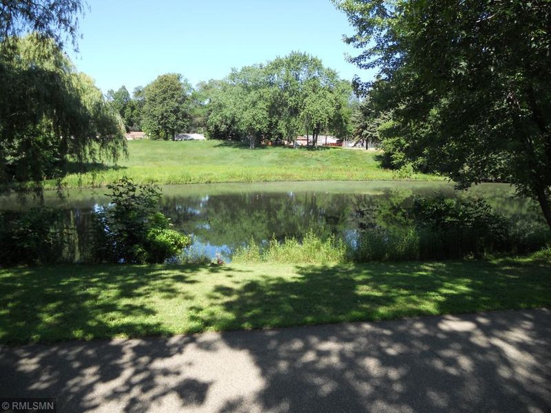 6933 Bloomington Ave S, Richfield, MN 55423