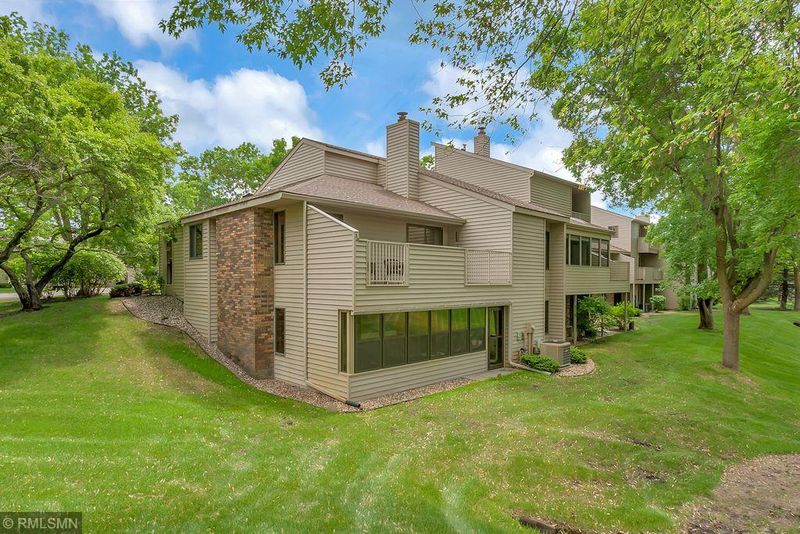540 Montrose Rd, Saint Cloud, MN 56301