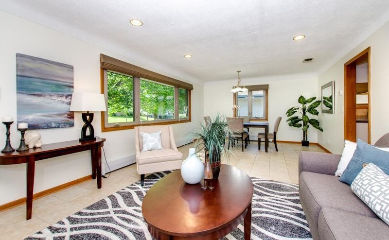 3644 Lincoln St NE, Minneapolis, MN 55418