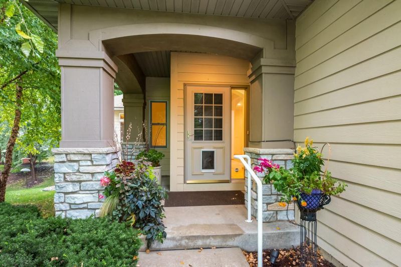 6436 Ivy Way, Edina, MN 55436