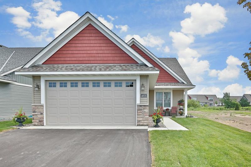 14935 Empress Ave N, Hugo, MN 55038