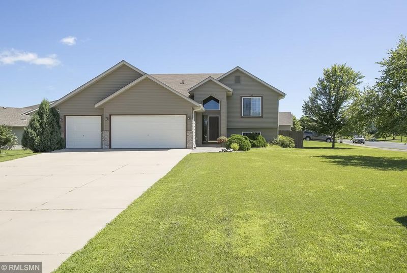 322 Monarda Way, Watertown, MN 55388