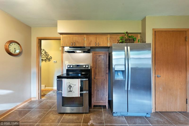 3583 Jerry St, White Bear Lake, MN 55110