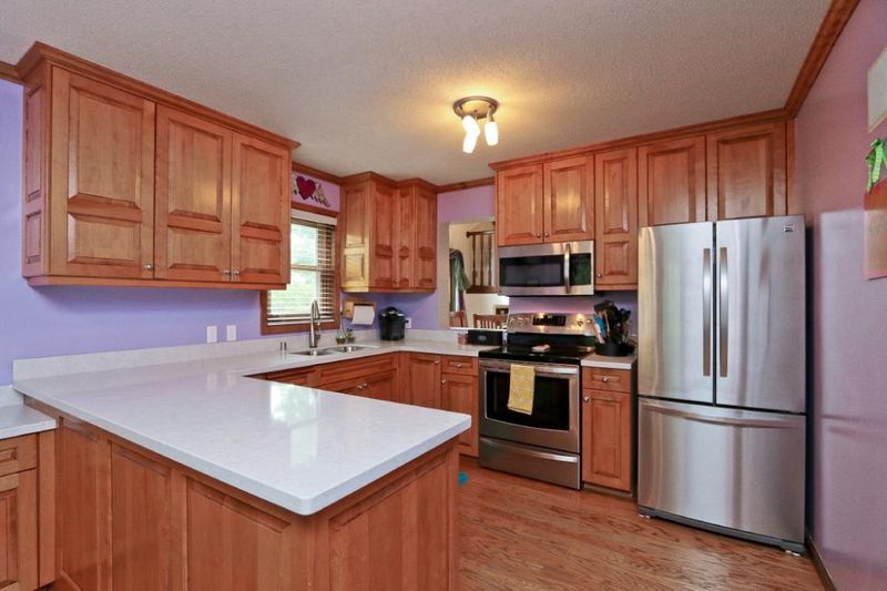 14825 Interlachen Ln, Burnsville, MN 55306