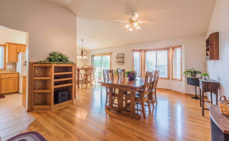 2007 Parkside St, Cologne, MN 55322