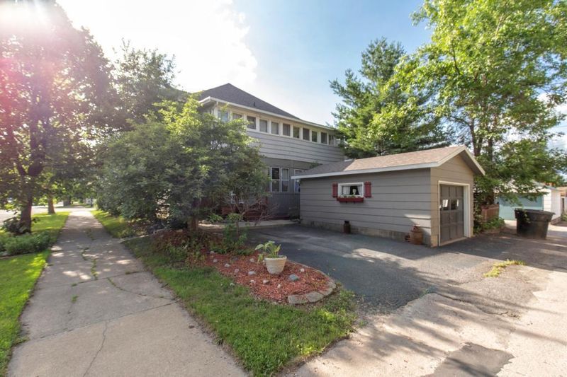 618620 S 5th Ave, Virginia, MN 55792
