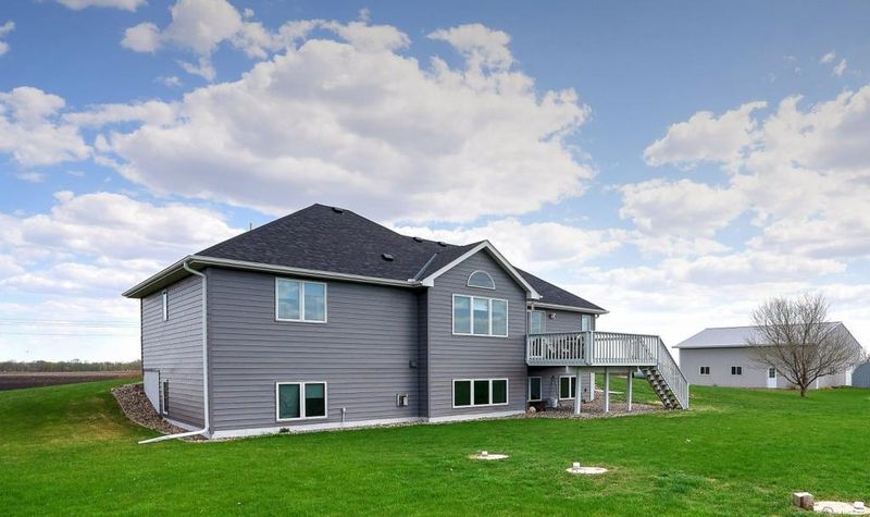9899 Clementa Ave SW, Montrose, MN 55363