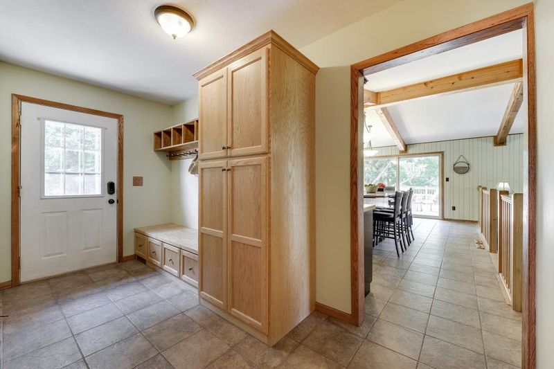 9995 Division St E, Buffalo, MN 55313