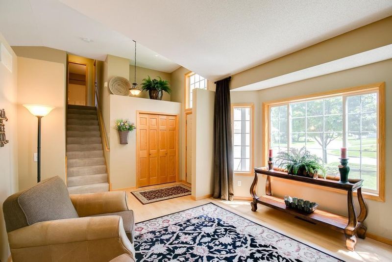 14043 Mallard Dr, Rogers, MN 55374