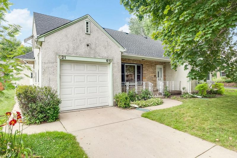 619 Pascal St S, Saint Paul, MN 55116