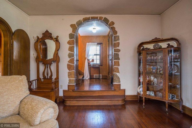 711 Riverside Dr SE, Saint Cloud, MN 56304