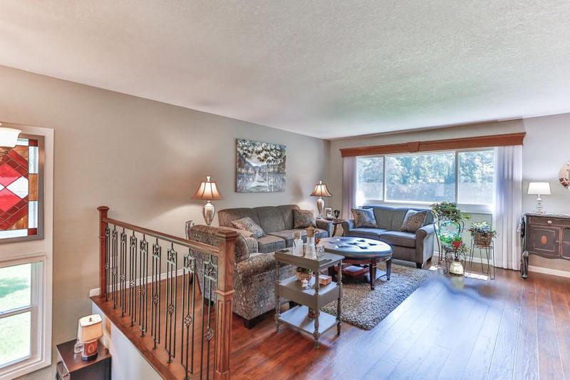 12421 Drake St NW, Coon Rapids, MN 55448