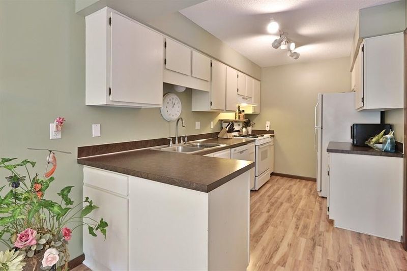 11035 104th Pl N, Maple Grove, MN 55369