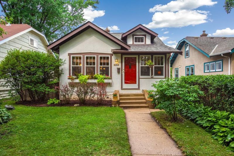 5226 Elliot Ave, Minneapolis, MN 55417