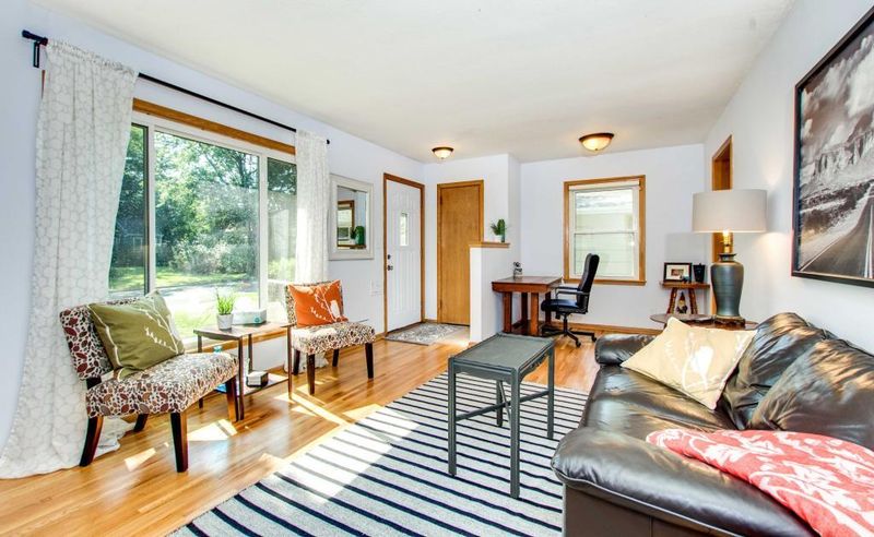 1826 Hampshire Ave S, Saint Louis Park, MN 55426