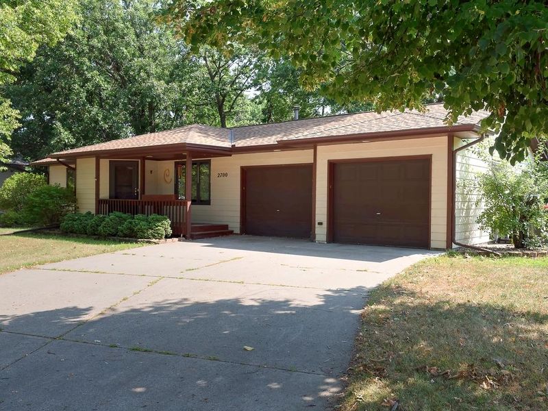 2700 Red Oak Ln, Monticello, MN 55362