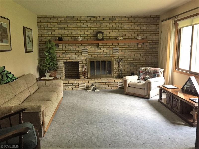 13281 Elmcrest Ave N, White Bear Lake, MN 55110