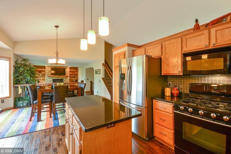 10800 57th St NE, Albertville, MN 55301