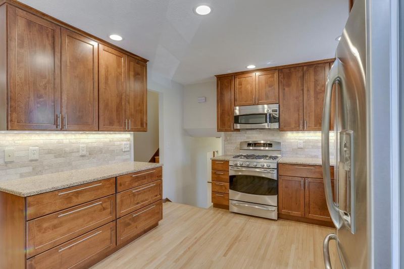 3031 Yukon Ave N, Crystal, MN 55427