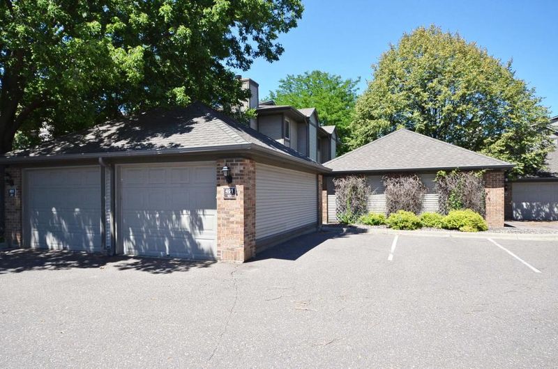 491 Shelard Pw #101, Saint Louis Park, MN 55426