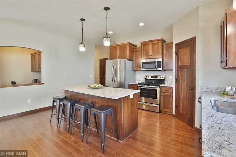 10295 Kittredge Pw, Otsego, MN 55301