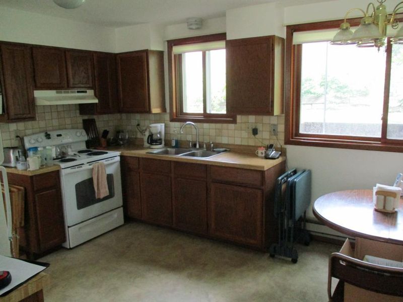 521-523 11th Ave SE, Forest Lake, MN 55025
