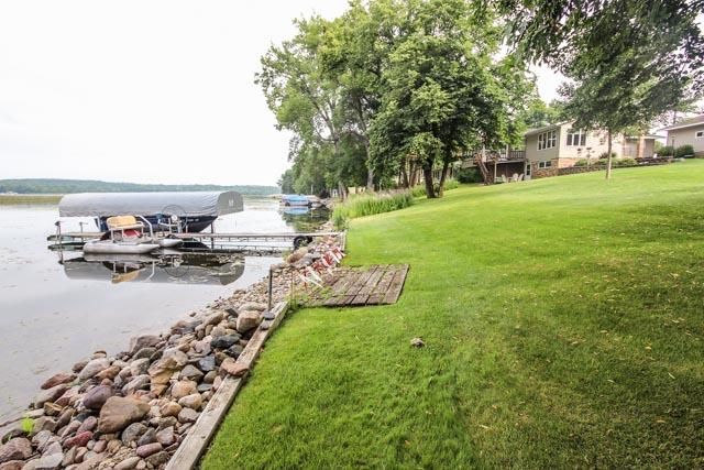 18089 Emerald Dr, Burtrum, MN 56318