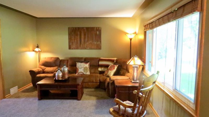 6620 41st Ave N, Crystal, MN 55427