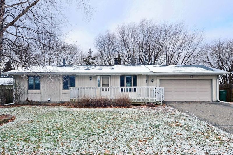 145 Ruth St N, Saint Paul, MN 55119