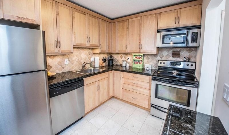 78 10th St E #R3006, Saint Paul, MN 55101