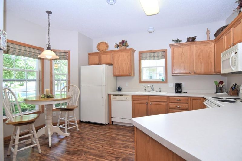 2136 Langston Ln NE, Saint Michael, MN 55376