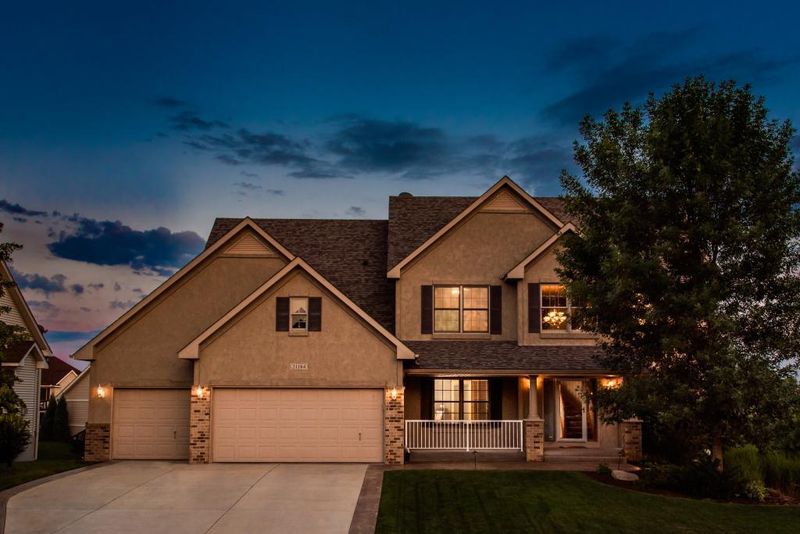 21184 Isotope Trl, Lakeville, MN 55044