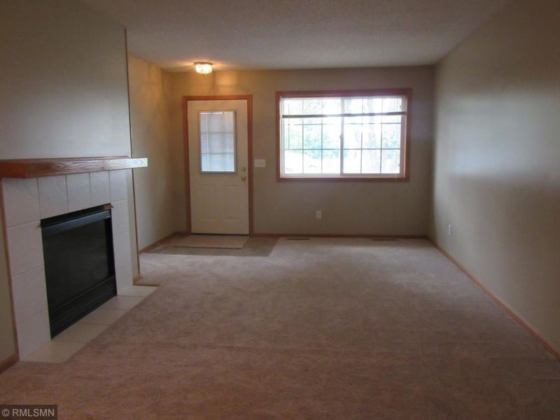 8854 92nd St S, Cottage Grove, MN 55016