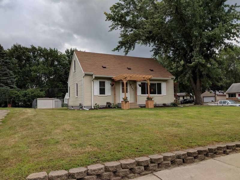 9047 Polk St NE, Blaine, MN 55434