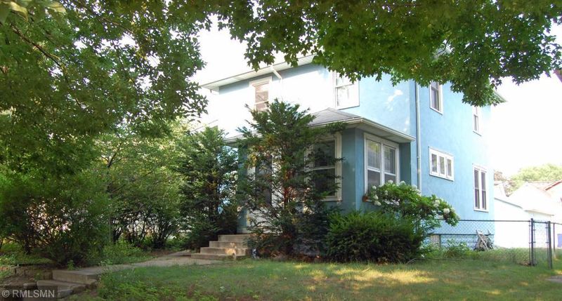 346 Saratoga St S, Saint Paul, MN 55105