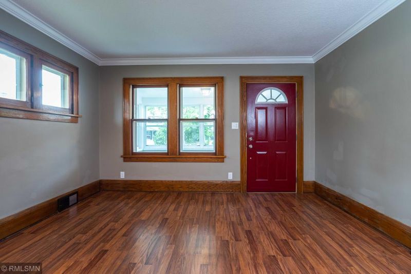 3941 41st Ave S, Minneapolis, MN 55406