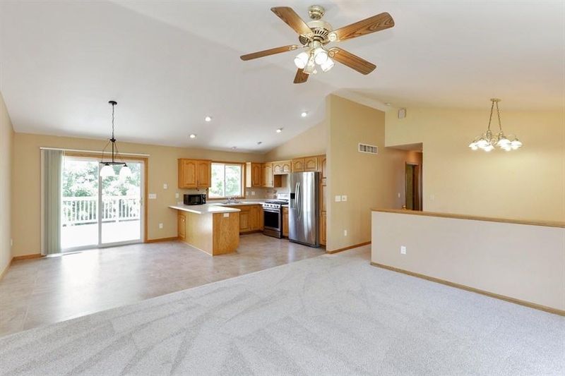 202 8th Ave NW, New Prague, MN 56071