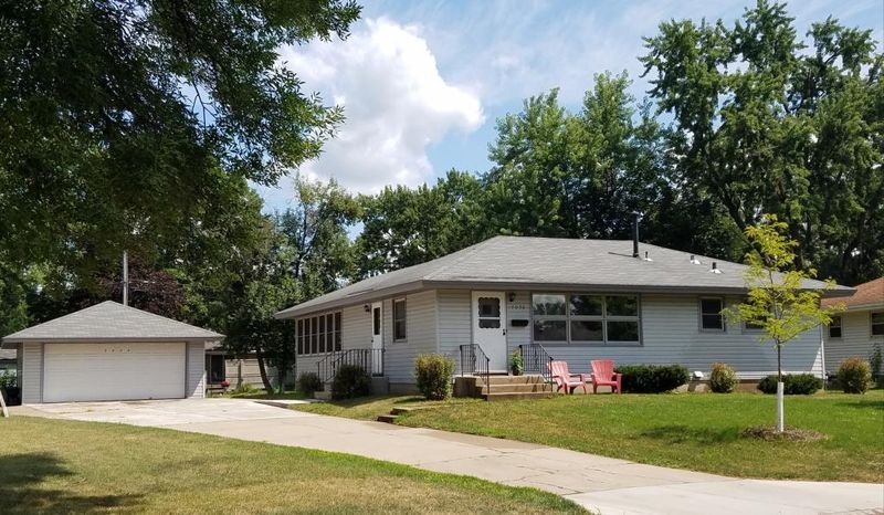 7056 Drew Ave N, Brooklyn Center, MN 55429