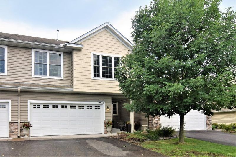 7605 Red Fox Trl, Rockford, MN 55373