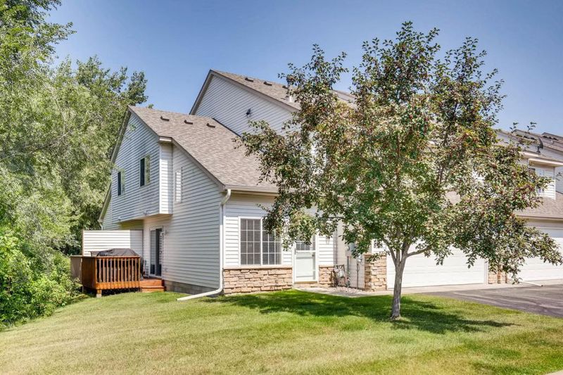 8918 Pheasant Ln, Saint Bonifacius, MN 55375