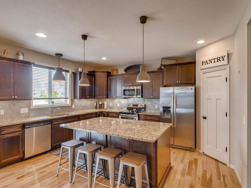 19227 Himalaya Ave, Lakeville, MN 55044