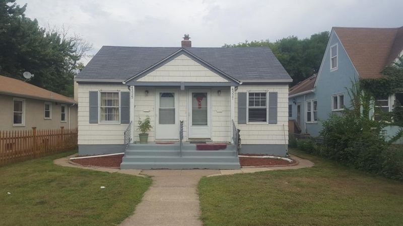 4325-4327 28th Ave S, Minneapolis, MN 55406