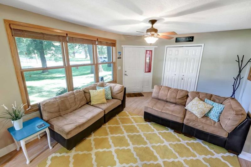 1870 Hinckley St, White Bear Lake, MN 55110