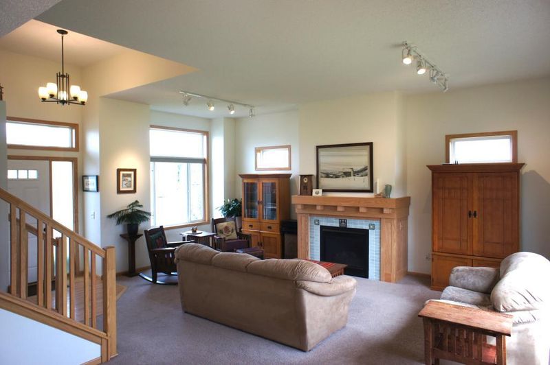 1442 Fox Meadow Dr, Delano, MN 55328