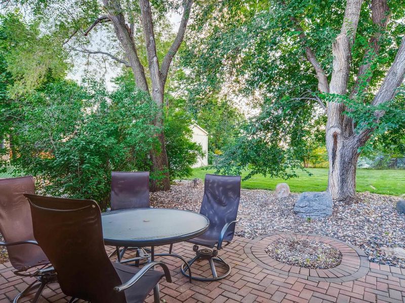 15425 Drexel Way, Apple Valley, MN 55124