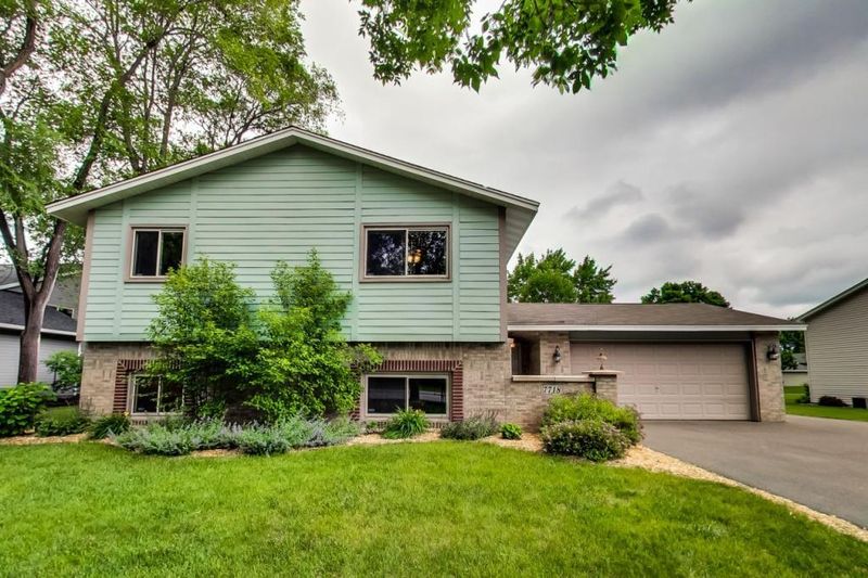 7718 114th Ave N, Champlin, MN 55316