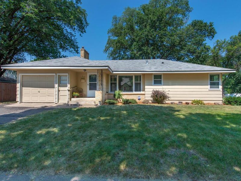 713 4th Ave E, Shakopee, MN 55379